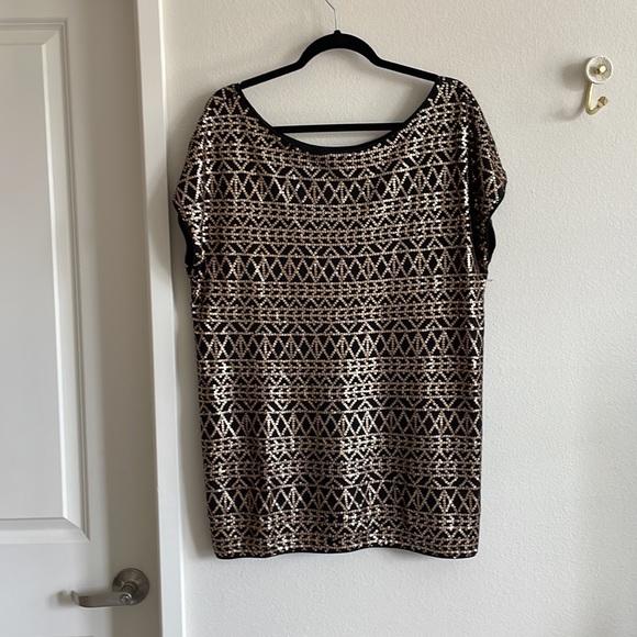 Like New H&M Gold and Black Geometric Medium Sequin Mini Dress - Picture 4 of 5